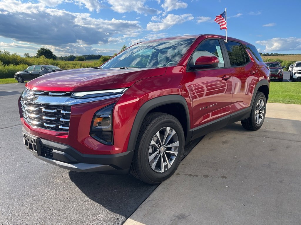 2026 Chevrolet Equinox LT photo 3