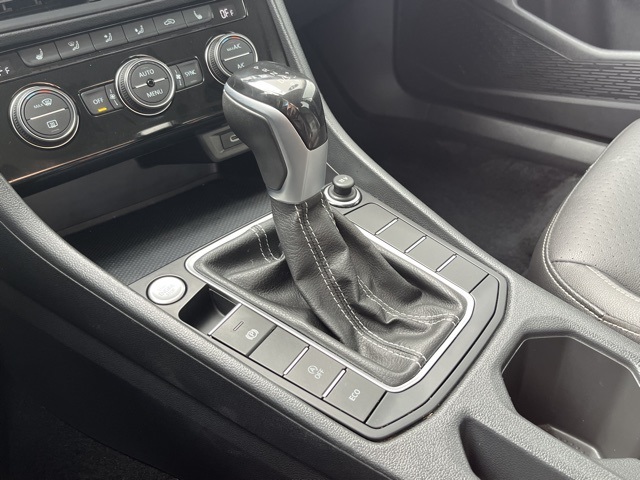 2024 Volkswagen Jetta 1.5T SE photo 37