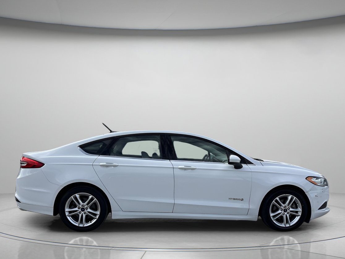 2018 Ford Fusion Hybrid S photo 2