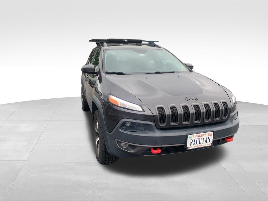 2017 Jeep Cherokee Trailhawk photo 10