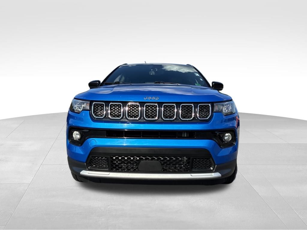 2023 Jeep Compass Limited photo 8