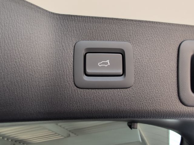 2025 Mazda CX-5 2.5 S Preferred photo 17