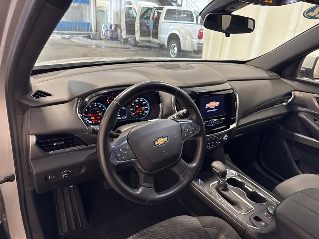 2022 Chevrolet Traverse Cloth photo 13