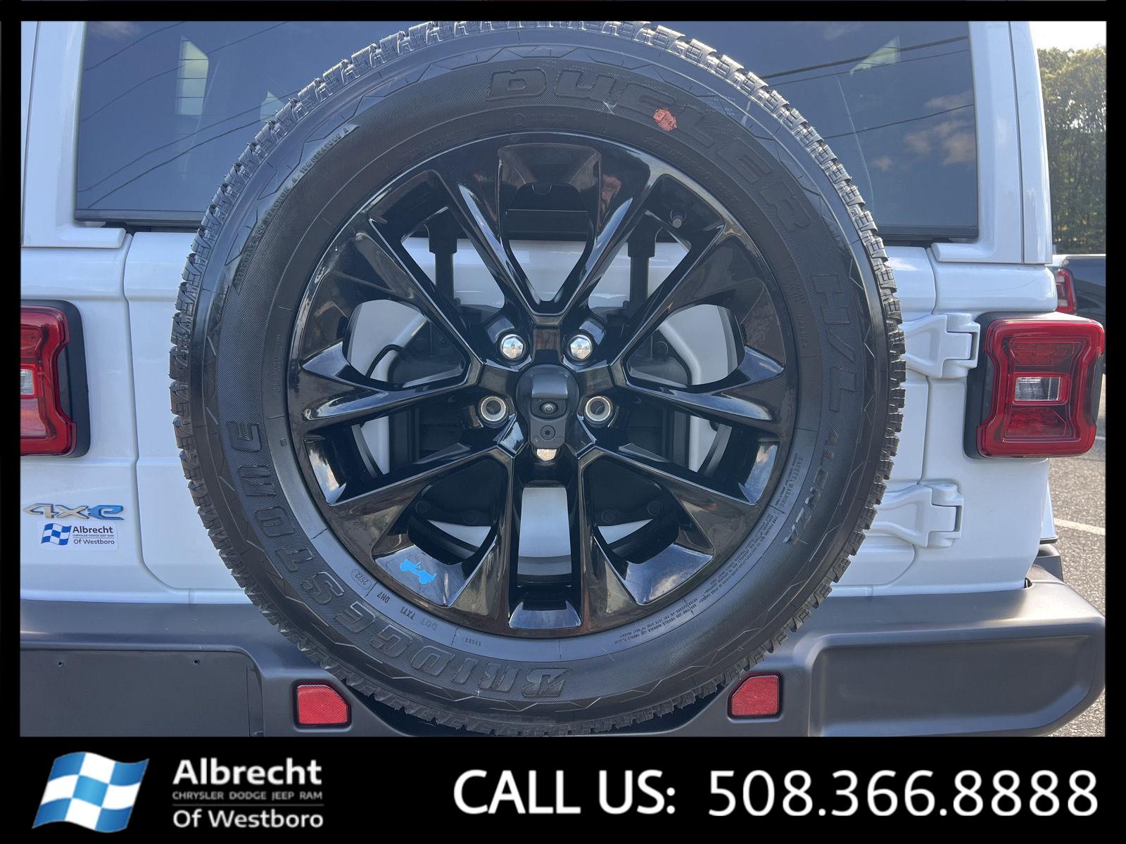 2022 Jeep Wrangler Unlimited Sahara 4xe photo 31