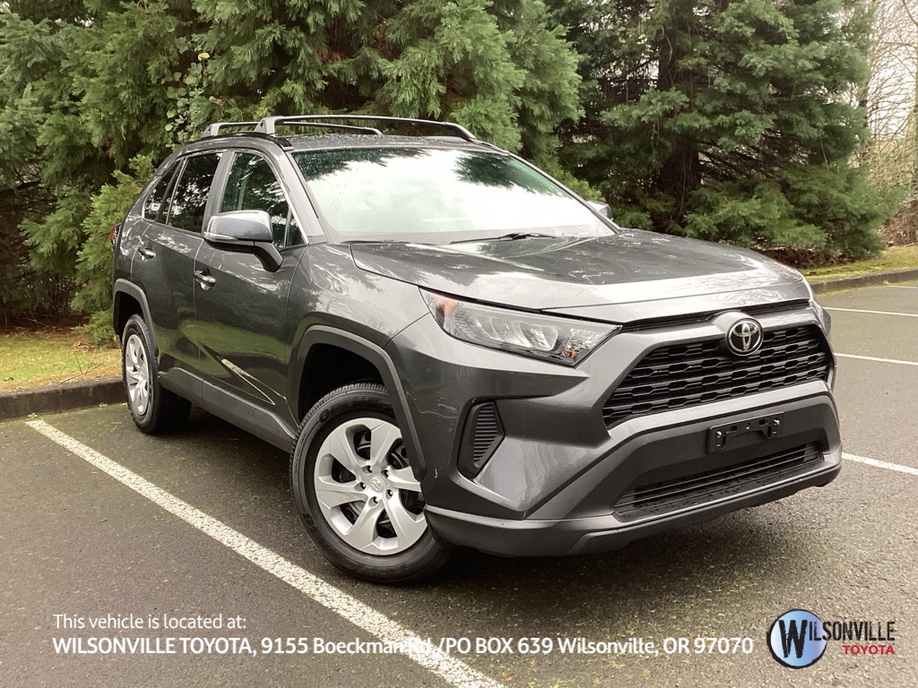 2020 Toyota RAV4 LE