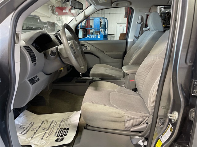 2018 Nissan Frontier SV photo 11