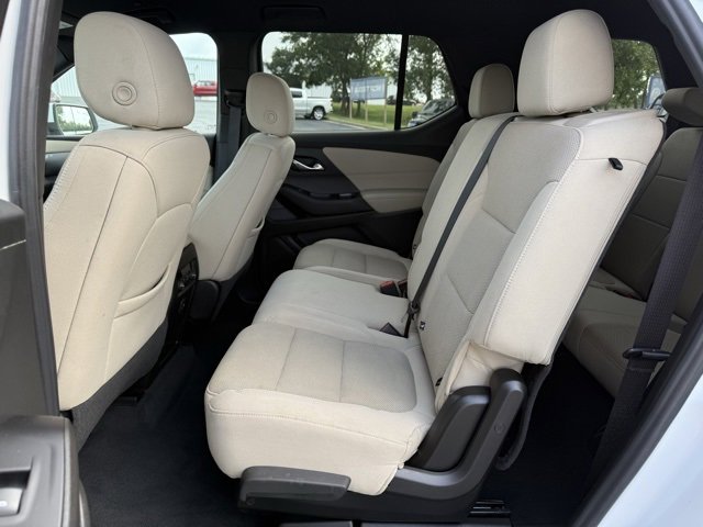 2023 Chevrolet Traverse LS photo 17