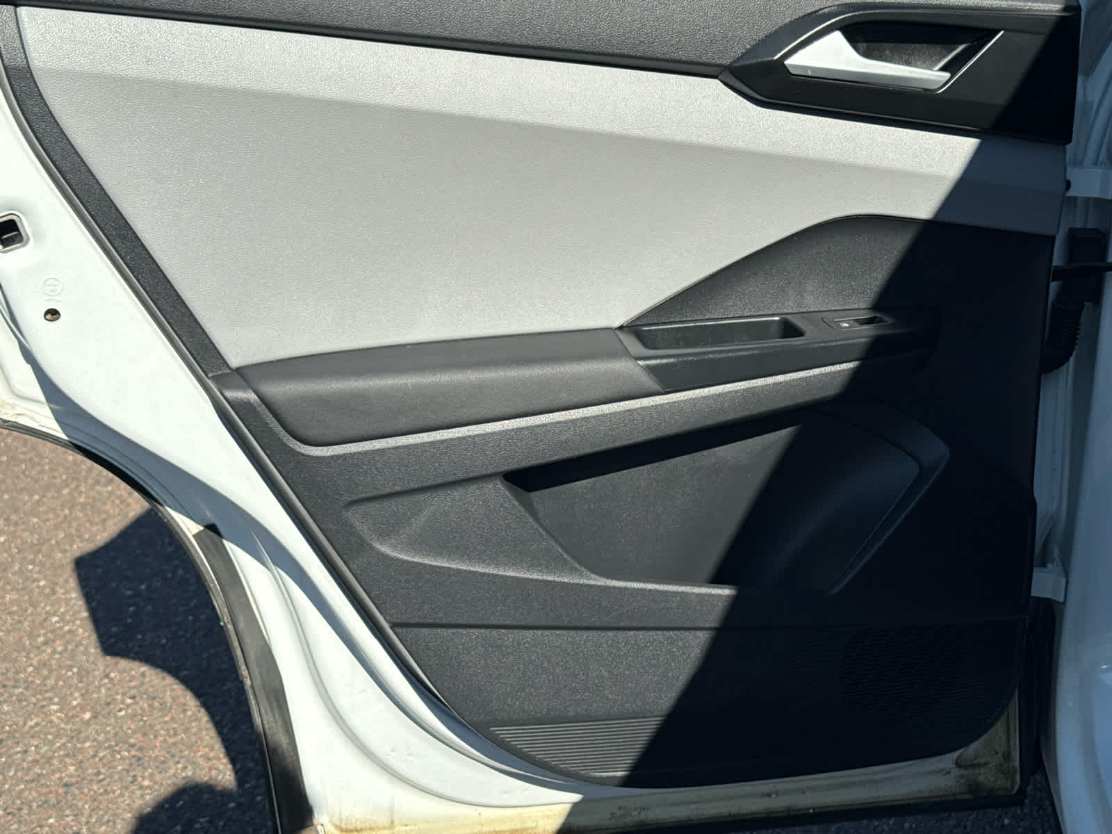 2022 Volkswagen Taos SE photo 13