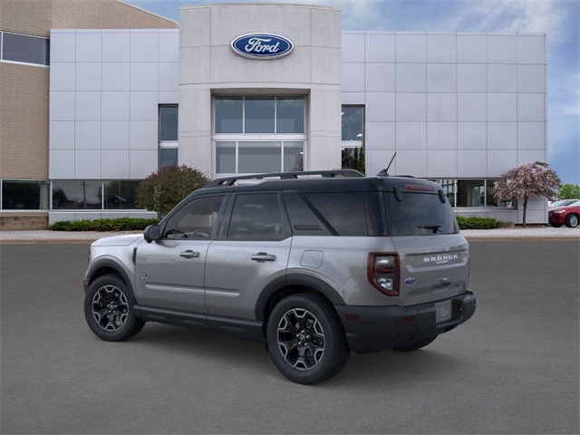 2025 Ford Bronco Sport Outer Banks photo 2