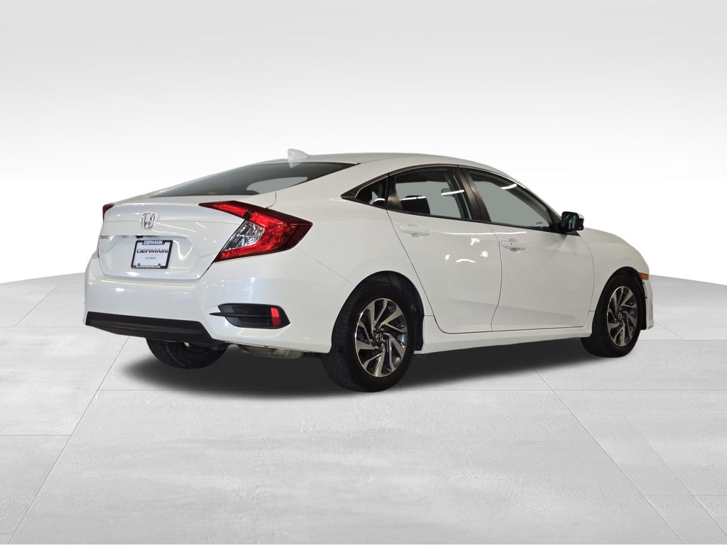 2017 Honda Civic EX photo 4