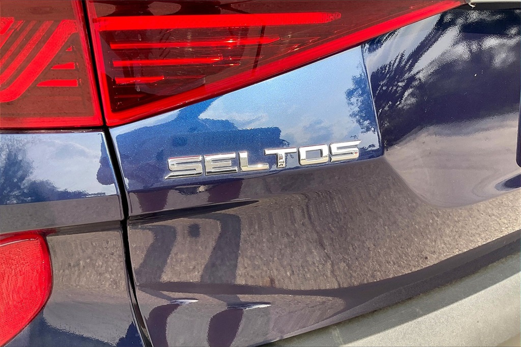 2021 Kia Seltos S photo 28