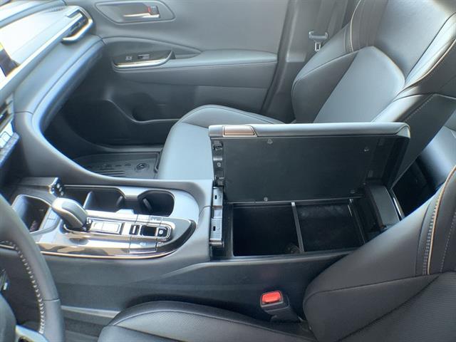 2026 Toyota Crown XLE photo 20