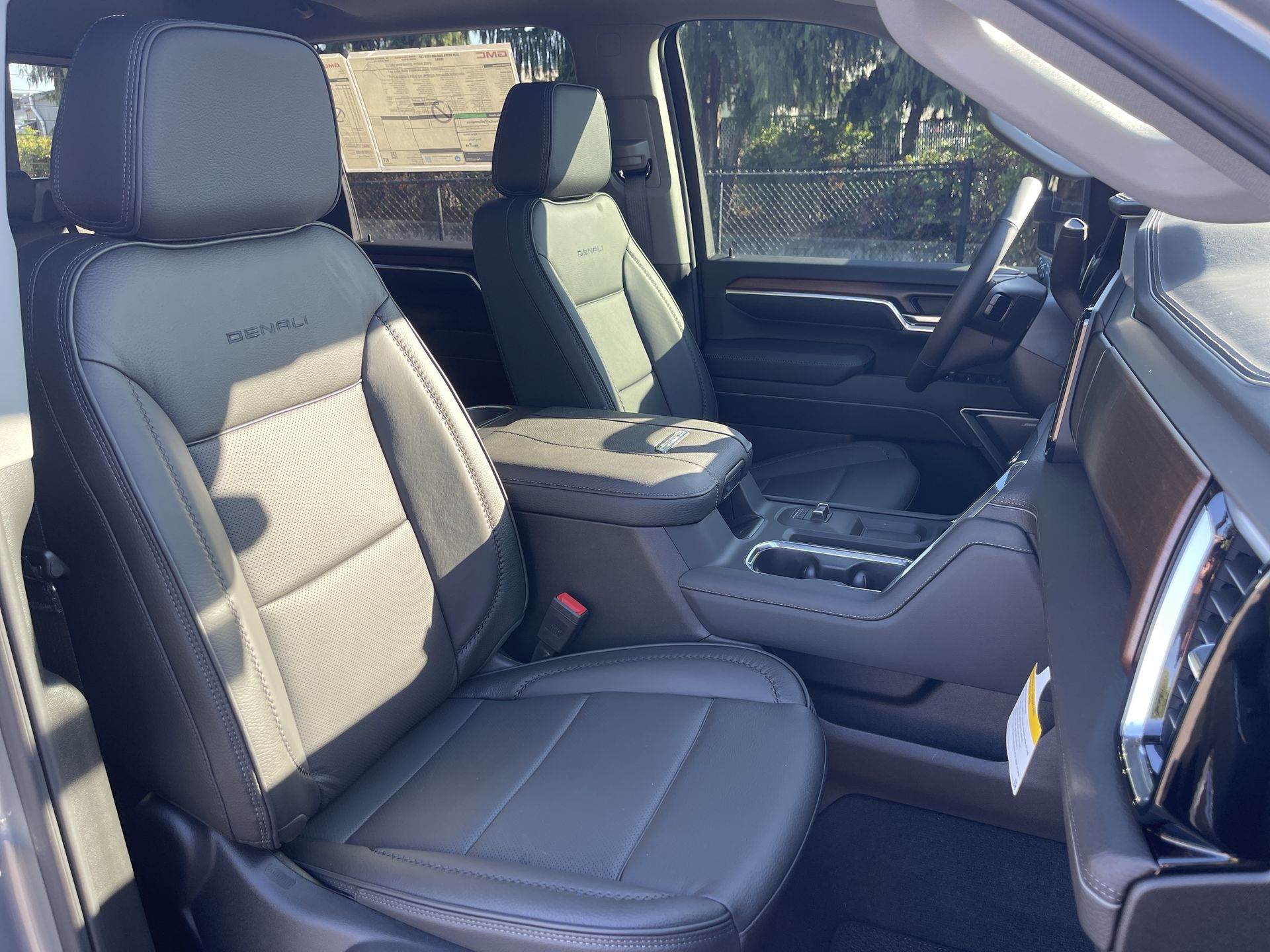 2026 Gmc Sierra 3500 HD Denali photo 28