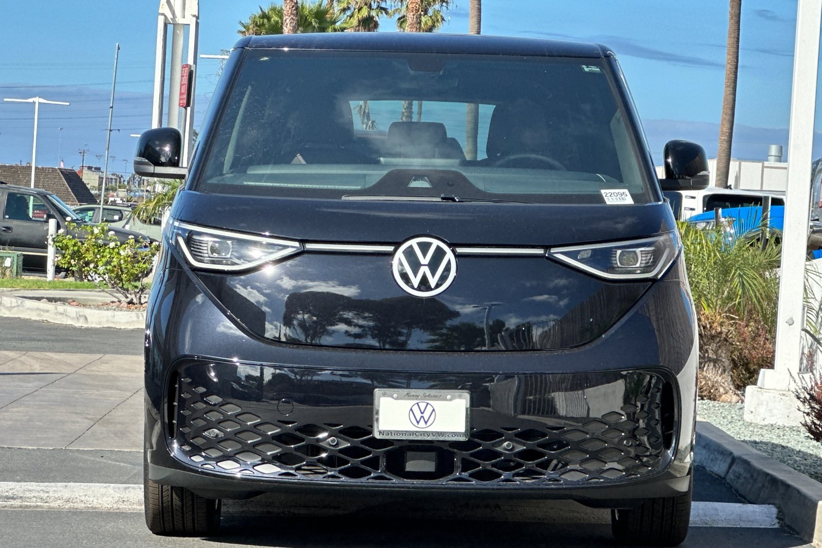 2025 Volkswagen ID. Buzz Pro S photo 3