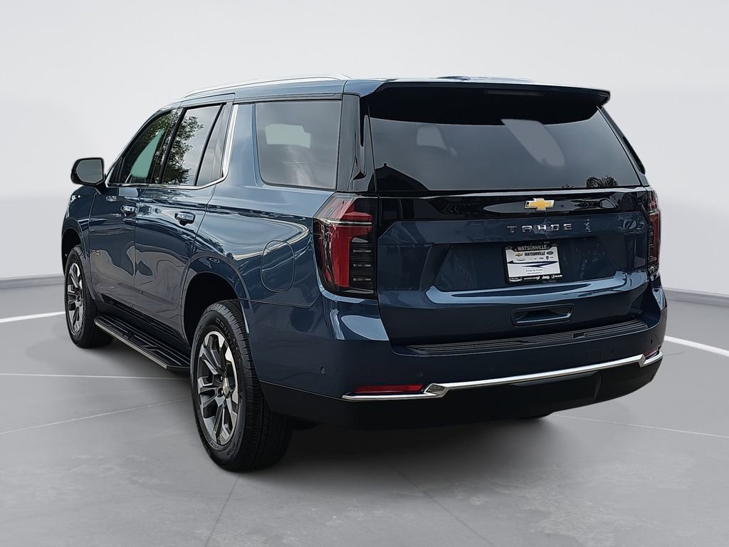 2025 Chevrolet Tahoe LS photo 4