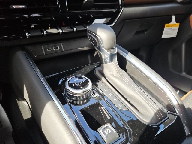 2026 Gmc Canyon AT4 photo 35