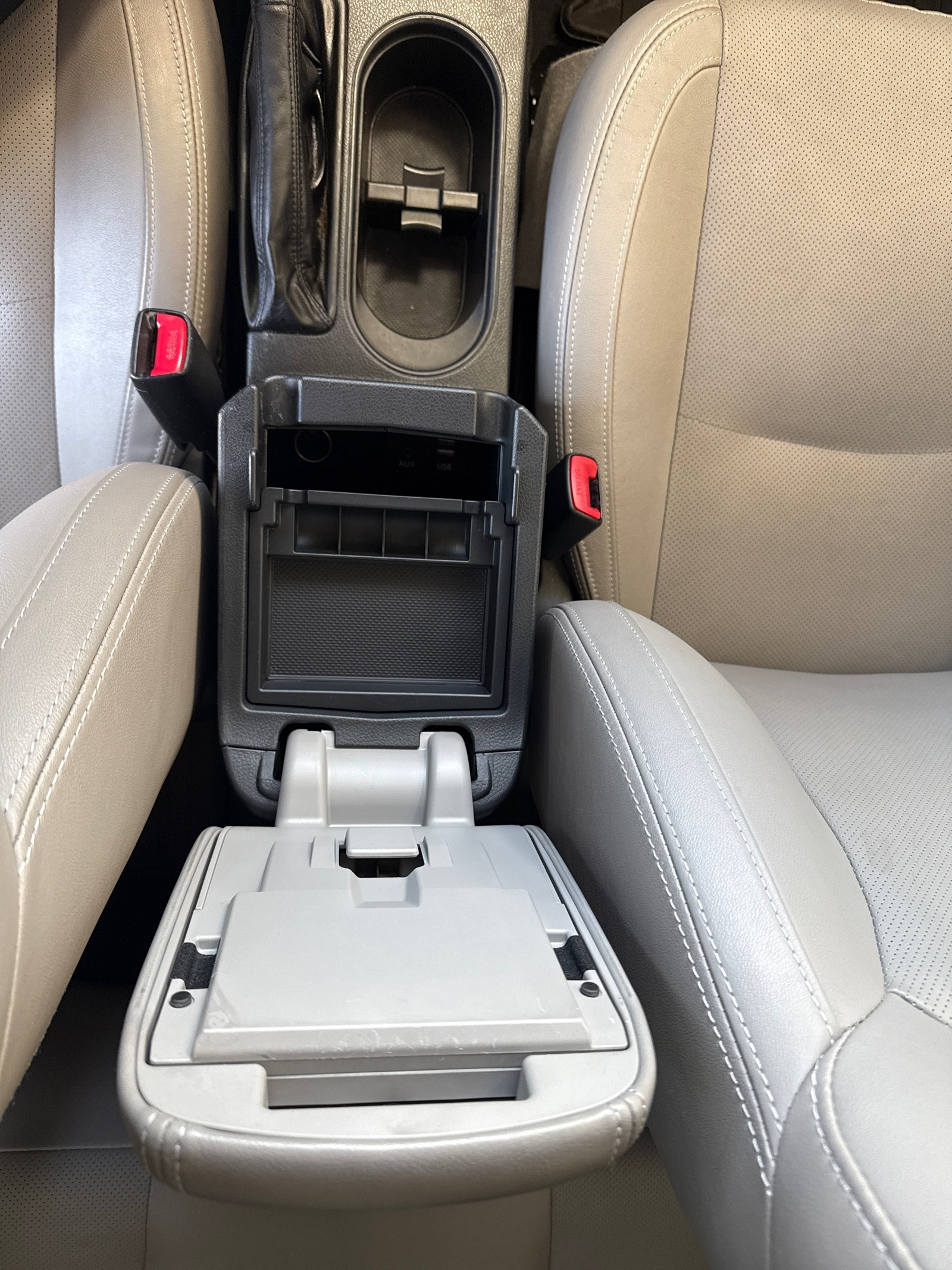 Used 2018 RED Subaru Limited image 8