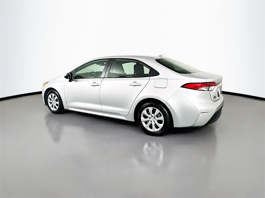 2023 Toyota Corolla LE photo 8