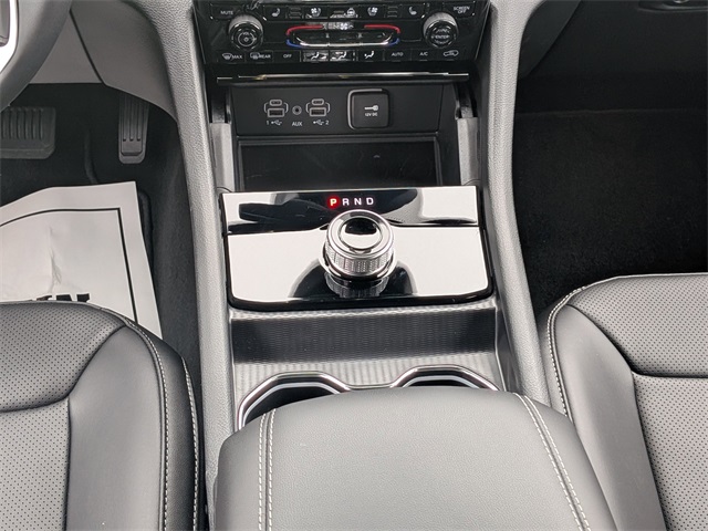 2025 Jeep Grand Cherokee Limited photo 18