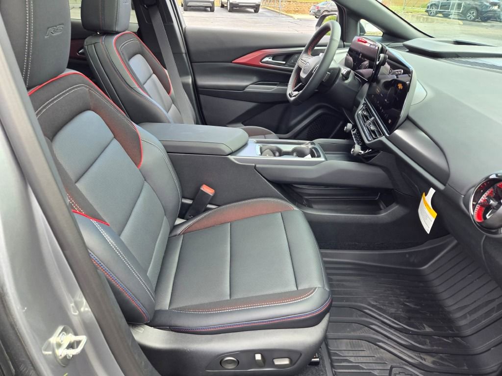 2025 Chevrolet Equinox EV 3RS photo 4