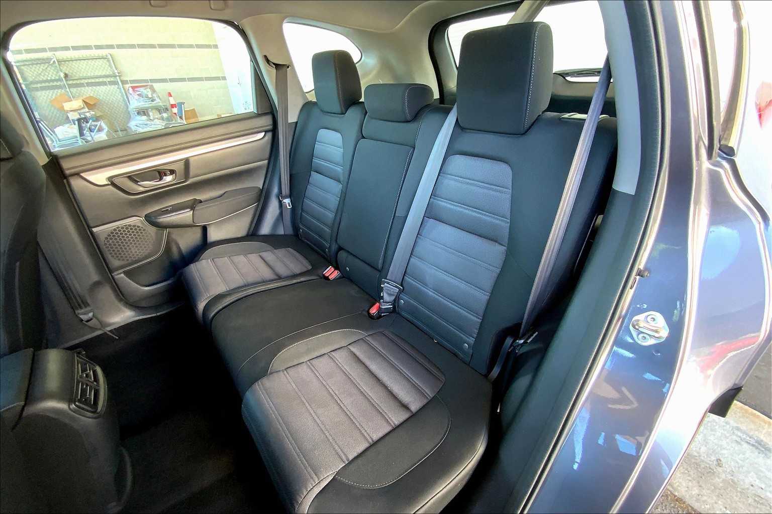 2019 Honda CR-V LX photo 20