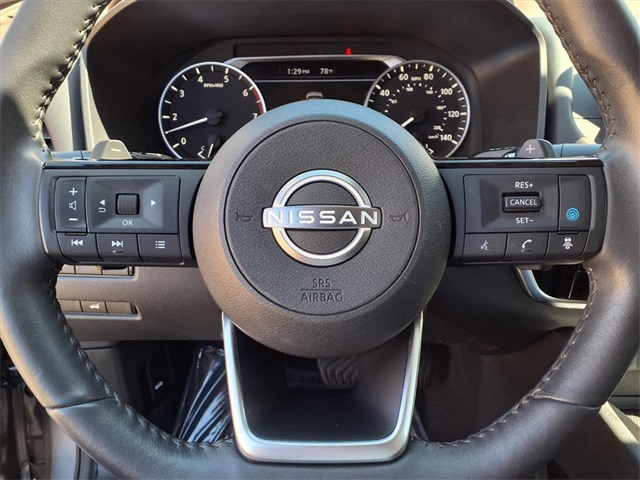 2023 Nissan Rogue SV photo 9