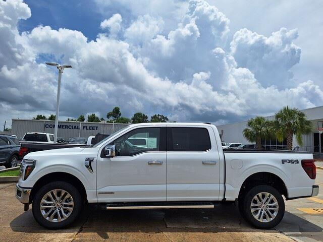 2025 Ford F-150 Lariat photo 2