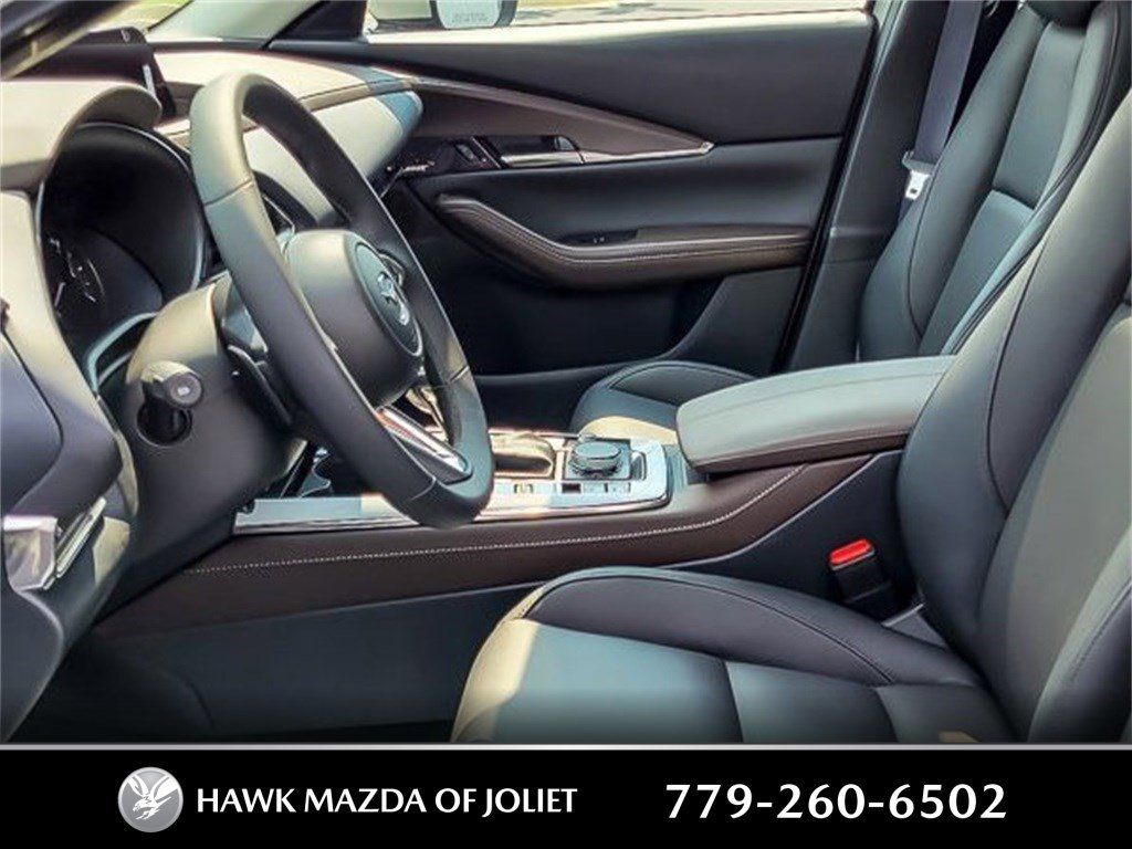 2025 MAZDA CX-30 - Image 6