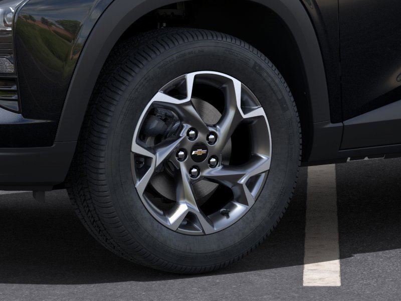 2025 Chevrolet Trax LT photo 7