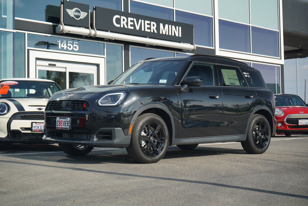 2026 MINI Countryman S's photo