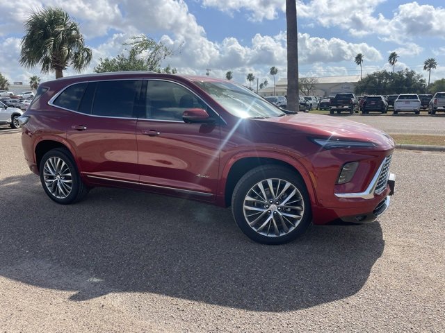 2026 Buick Enclave Avenir's photo