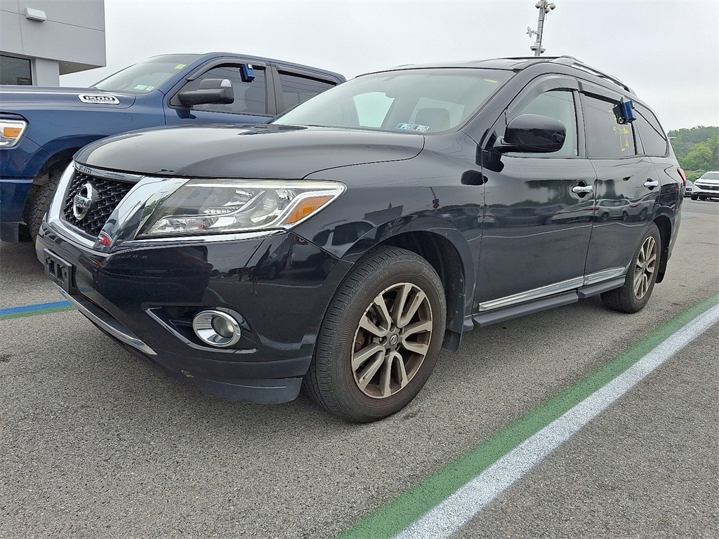 Used 2013 Nissan Pathfinder SL with VIN 5N1AR2MM0DC629888 for sale in Tilton, NH