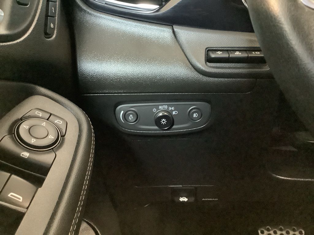 2021 Buick Encore GX Essence photo 9