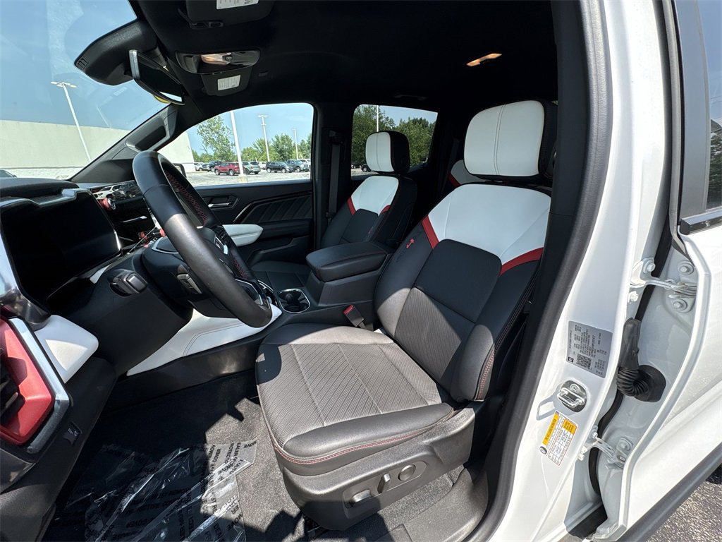 2023 Gmc Canyon AT4X photo 12