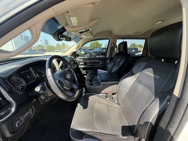 2020 Ram 2500 Laramie photo 13