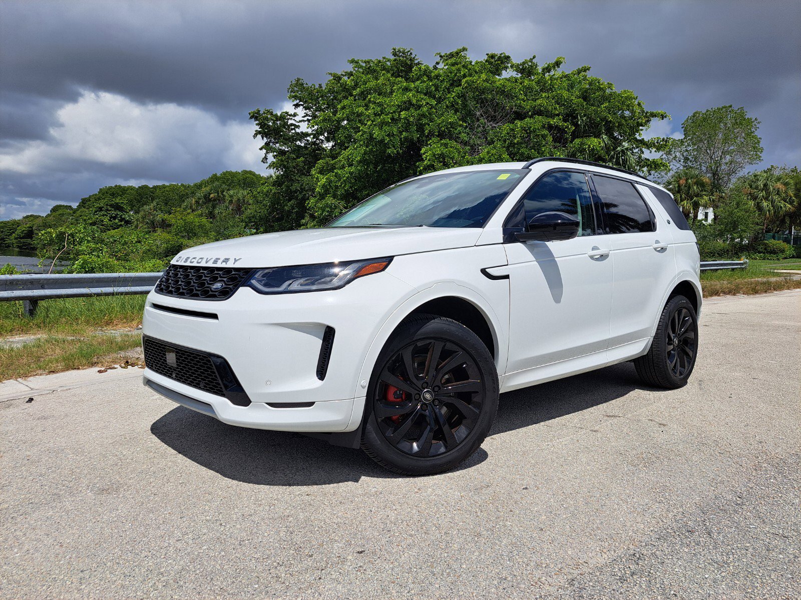 2025 Land Rover Discovery Sport