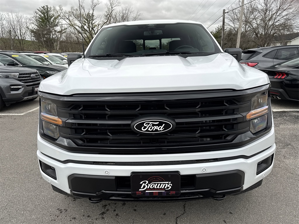 2025 Ford F-150 XLT photo 2