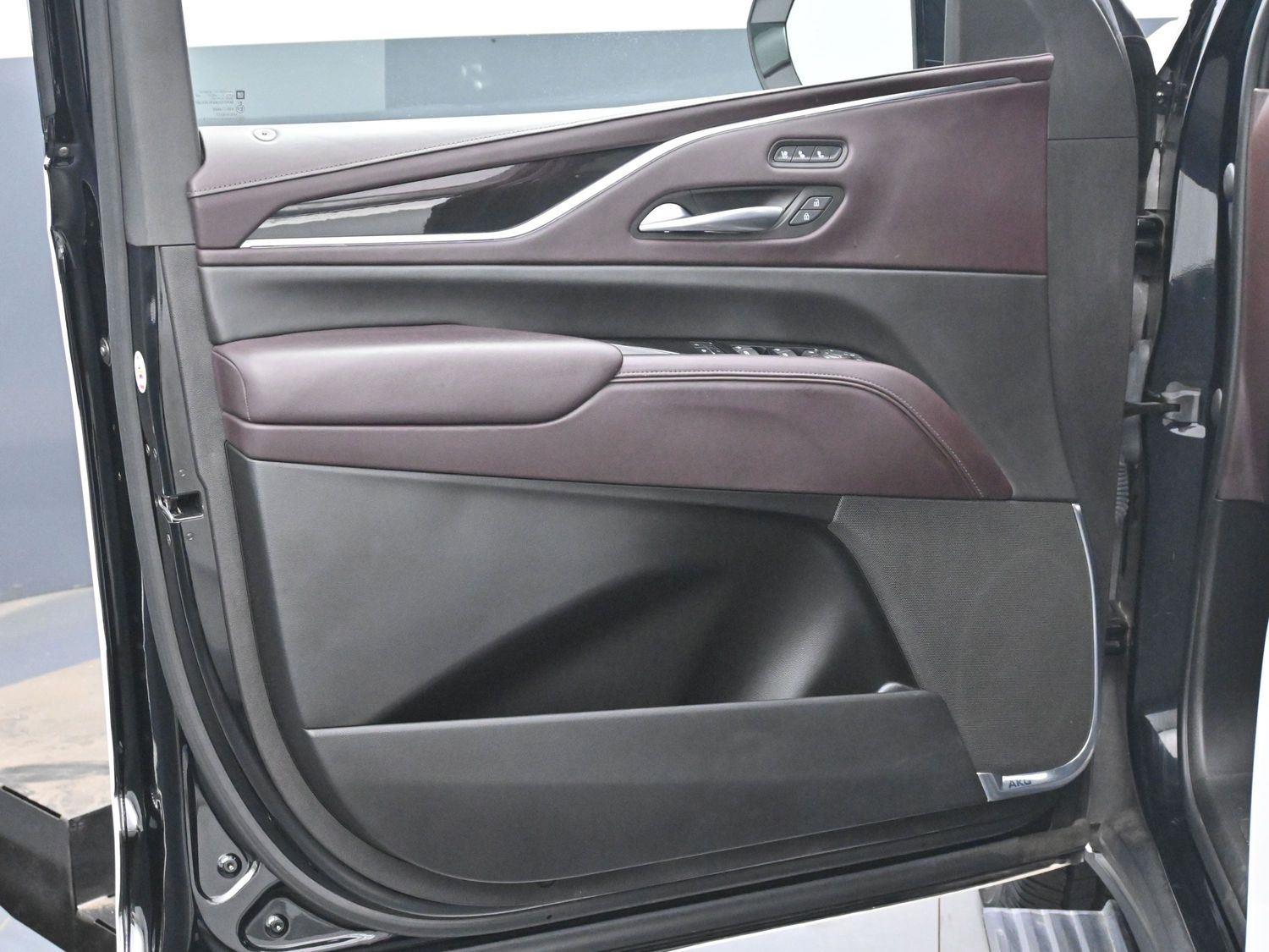2022 Cadillac Escalade Sport Platinum photo 11