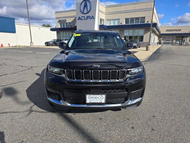 2023 Jeep Grand Cherokee Limited photo 2