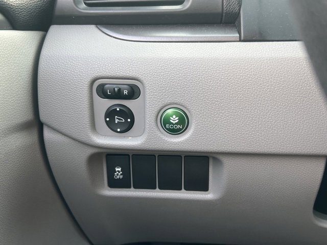 2018 Honda Pilot EX photo 30