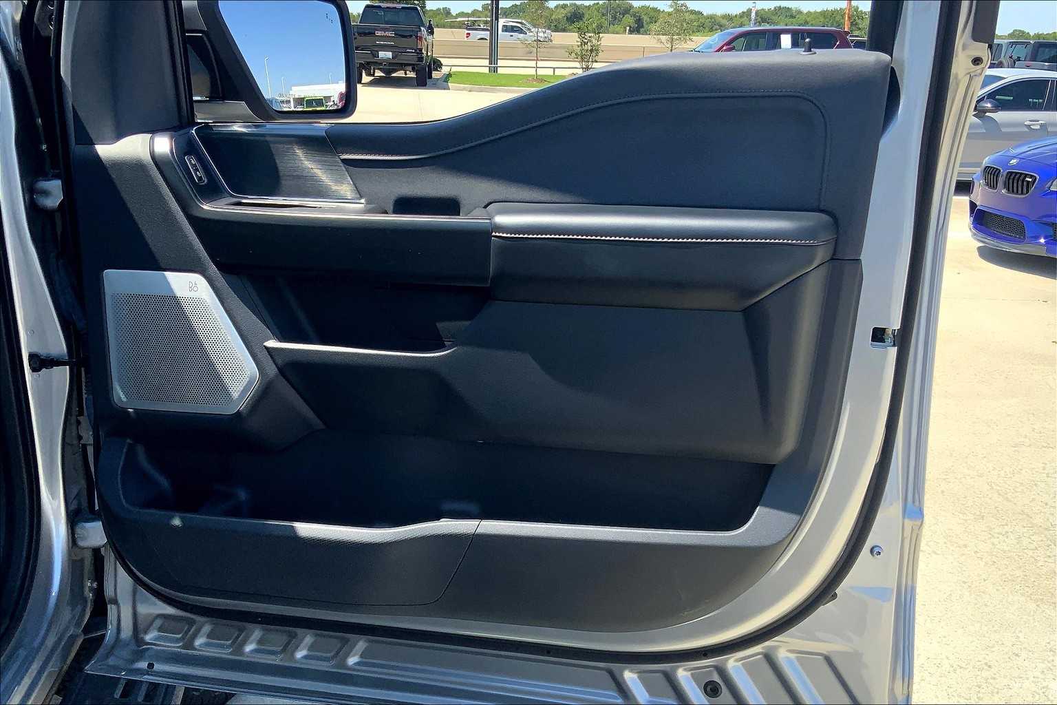 2022 Ford F-150 Raptor photo 26