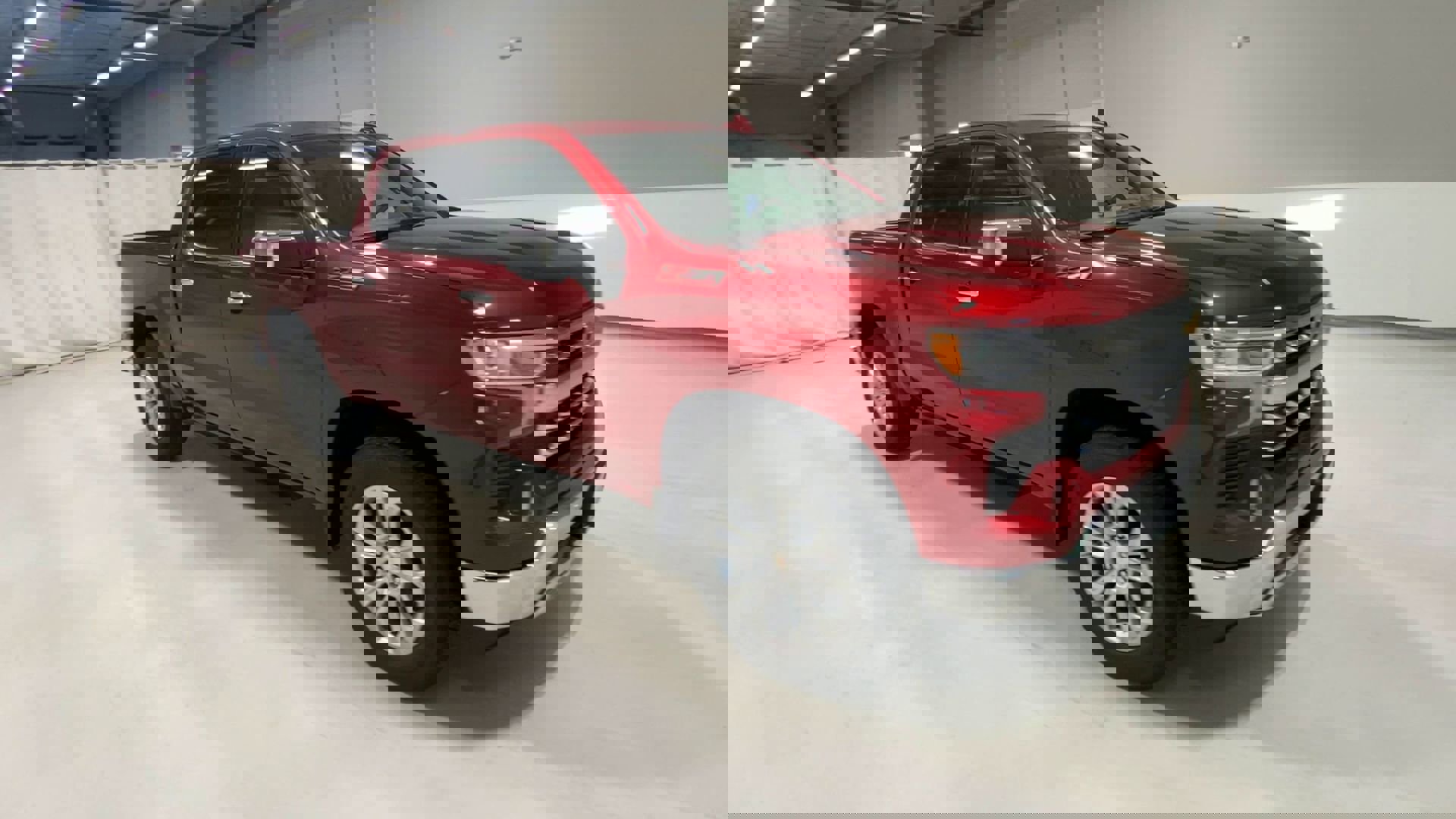 2026 Chevrolet Silverado 1500 LTZ photo 2