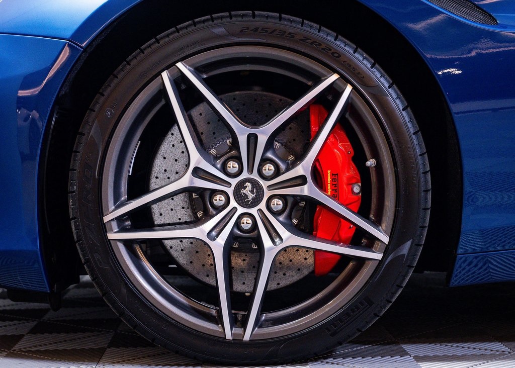 Certified Used 2017 Blu Abu Dhabi Metallic Ferrari T image 9