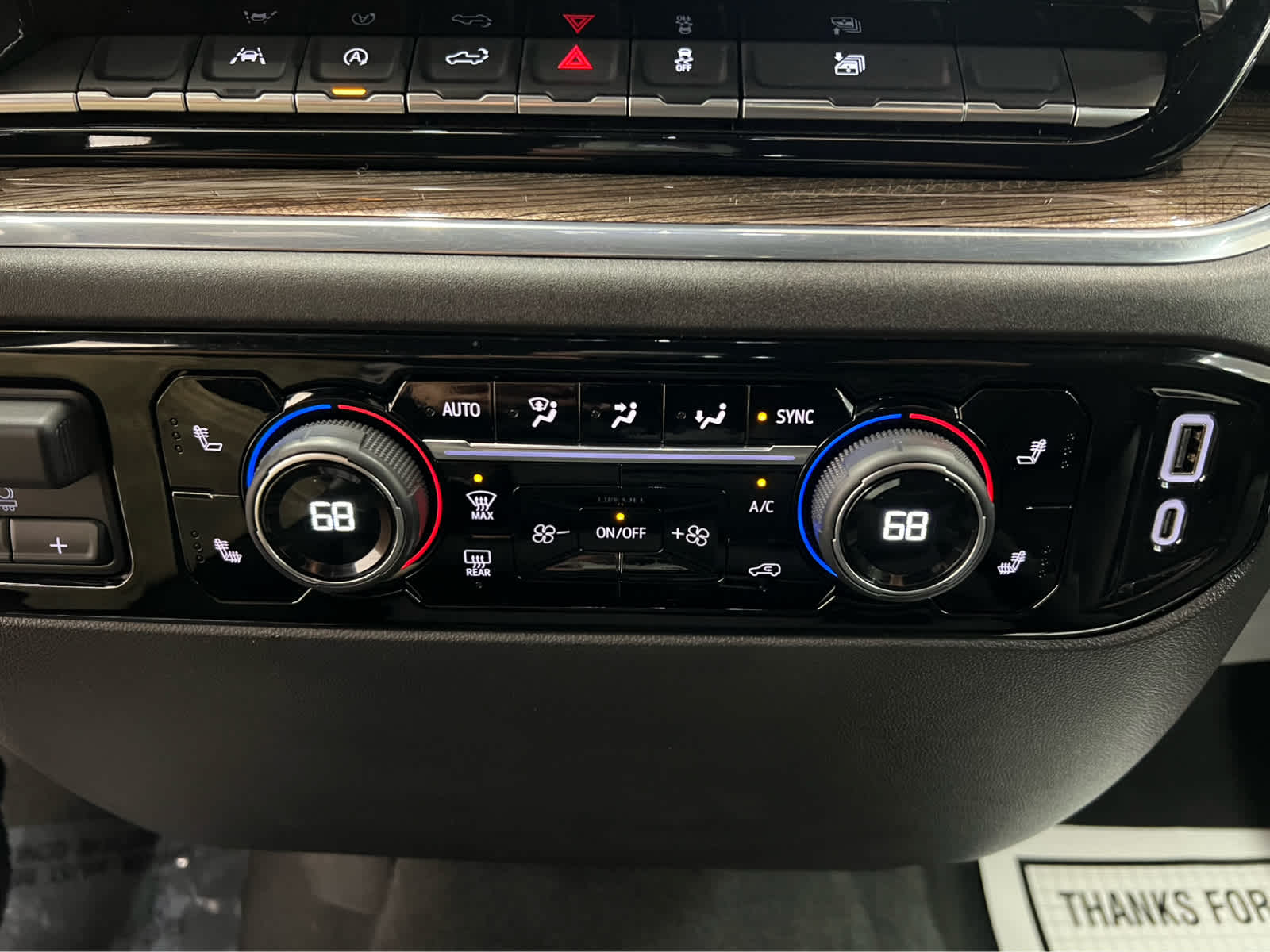 2025 Chevrolet Silverado 1500 LT photo 19