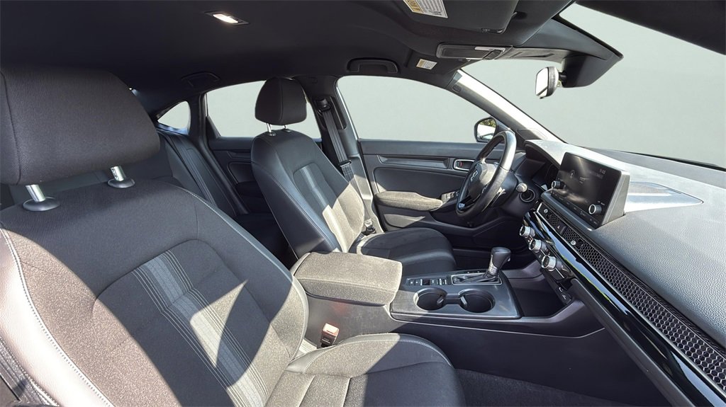2023 Honda Civic Sport photo 13