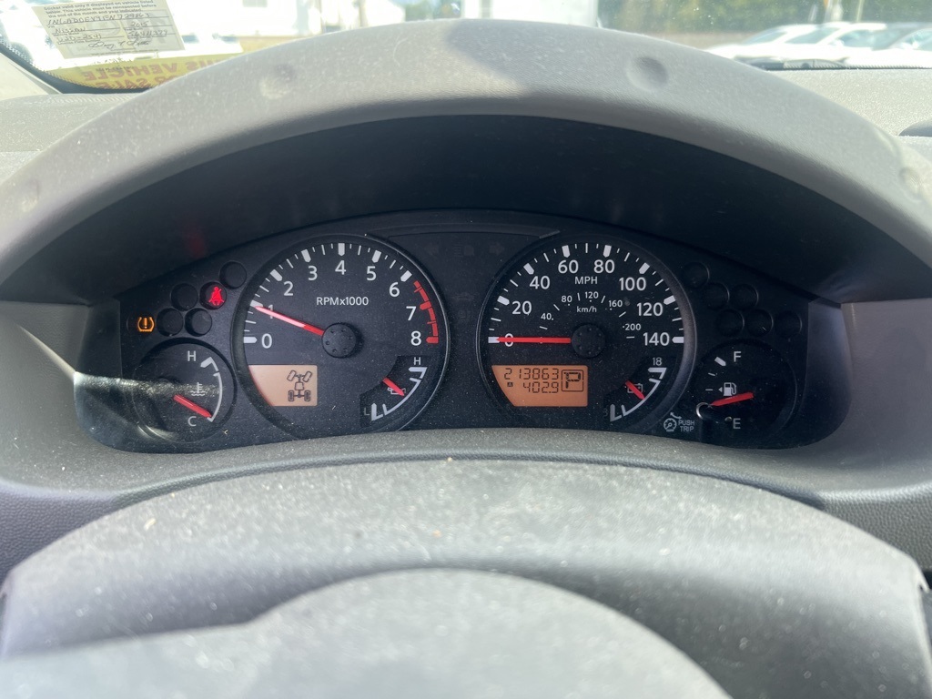 2015 Nissan Frontier SV photo 24