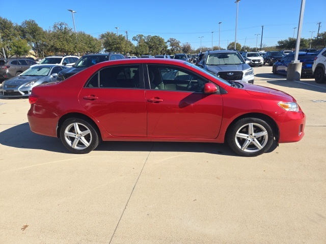 Used 2013 Toyota Corolla LE with VIN 5YFBU4EE5DP196585 for sale in Grapevine, TX