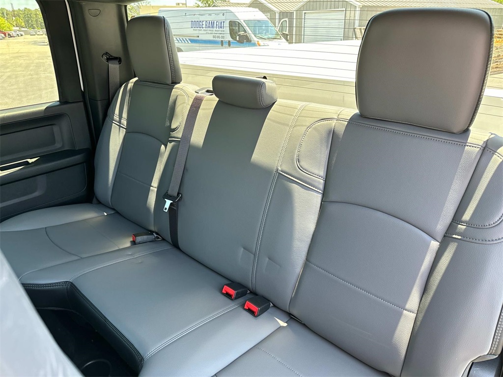 2024 Ram 2500 Tradesman photo 14