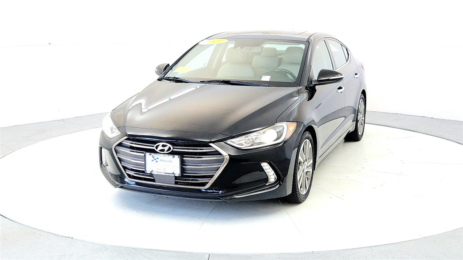 5NPD84LF8HH065419