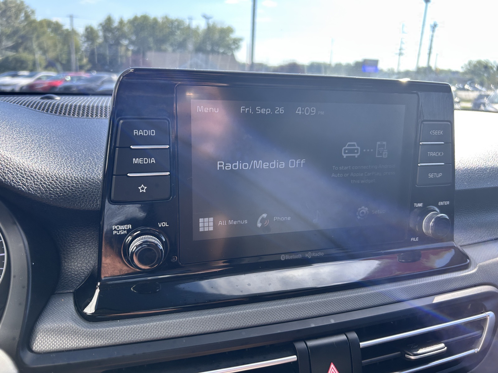 2021 Kia Seltos LX photo 23